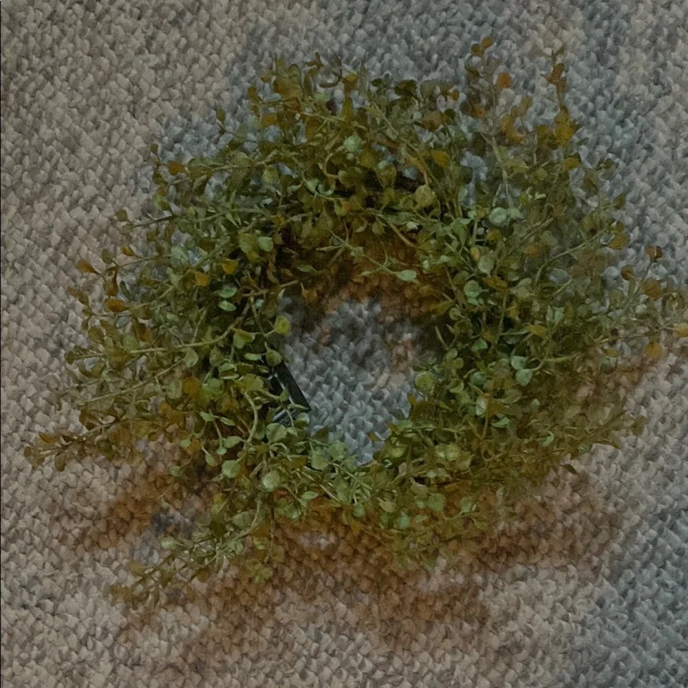 Green Eucalyptus Artificial Wreath